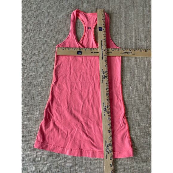 LULULEMON Woman’s Salmon Colored Tank Top Possible Size 2 - Picture 2 of 4